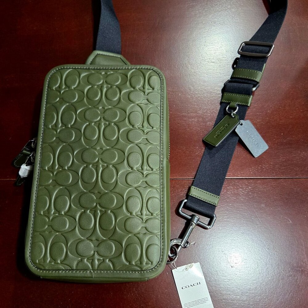 Coach Sullivan Pack In Signature Leather (Gunmetal/Dark Shamrock)